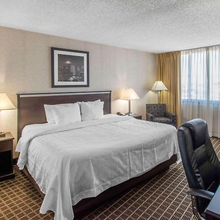 Clarion Hotel Denver Central Exterior photo
